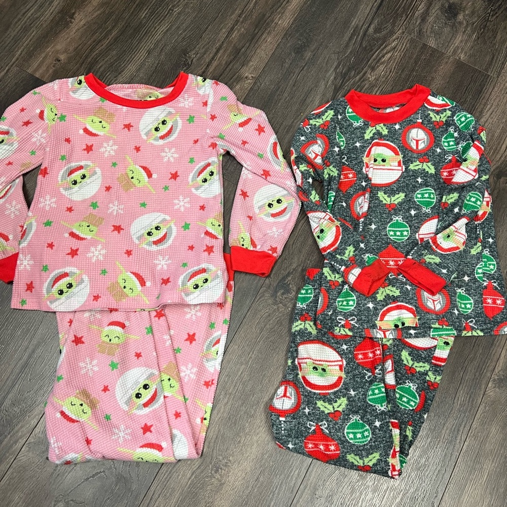 Baby yoda holiday pajamas